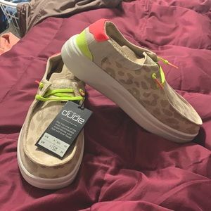 NWT Hey Dude cheetah with neon detail